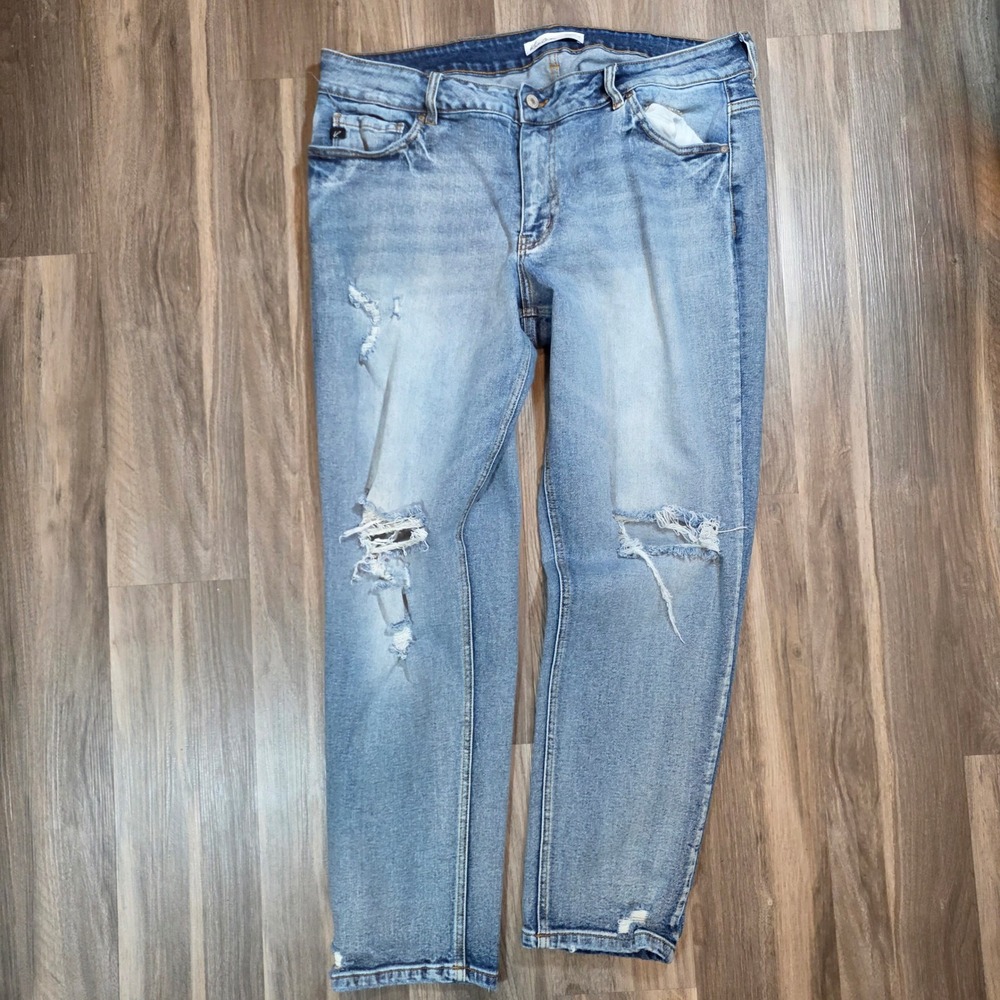 KanCan Maurices Distressed Skinny Jeans Light Wash Denim Size 18 Distressed Knee